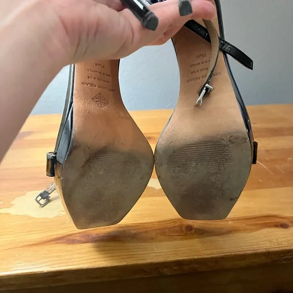 Black Patent Leather Strappy Heels Antonio Melani - Picture 5 of 7